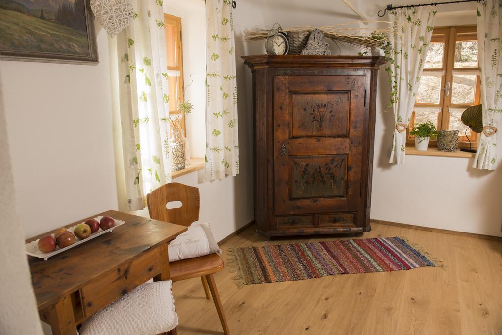 Baumgartner - Bauernhaus Weißkirchen in Steiermark Δωμάτιο φωτογραφία